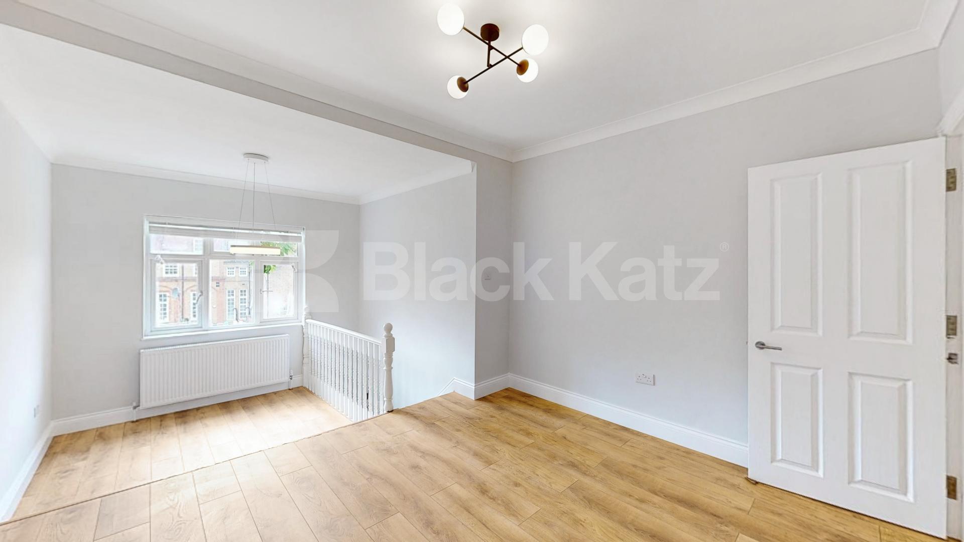 Modern Apartment Colville Road, Notting Hill